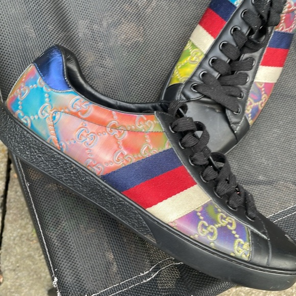 Auth Gucci Mens Hallographic Sneakers size 9 - Picture 2 of 7